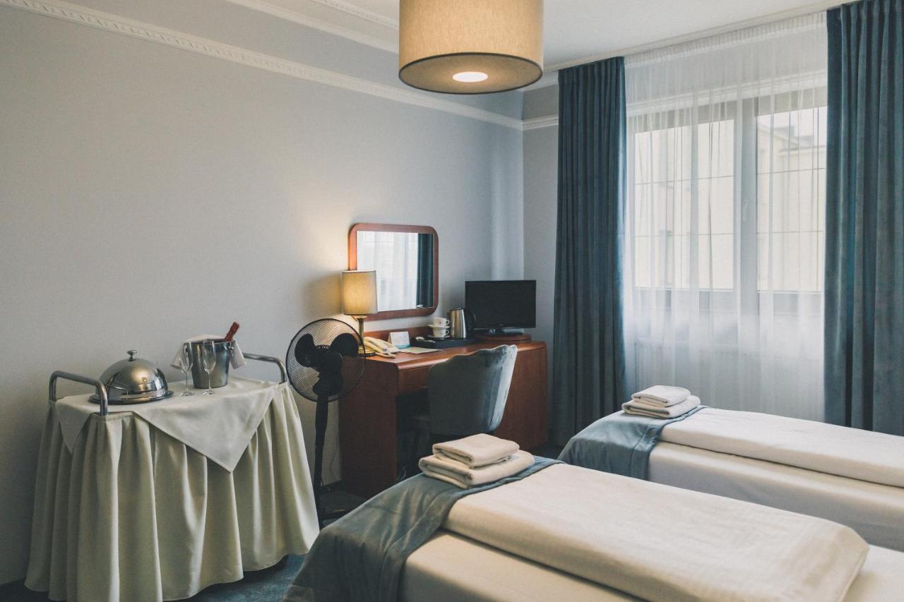 Hotel Czardasz Spa & Wellness Płock Eksteriør billede